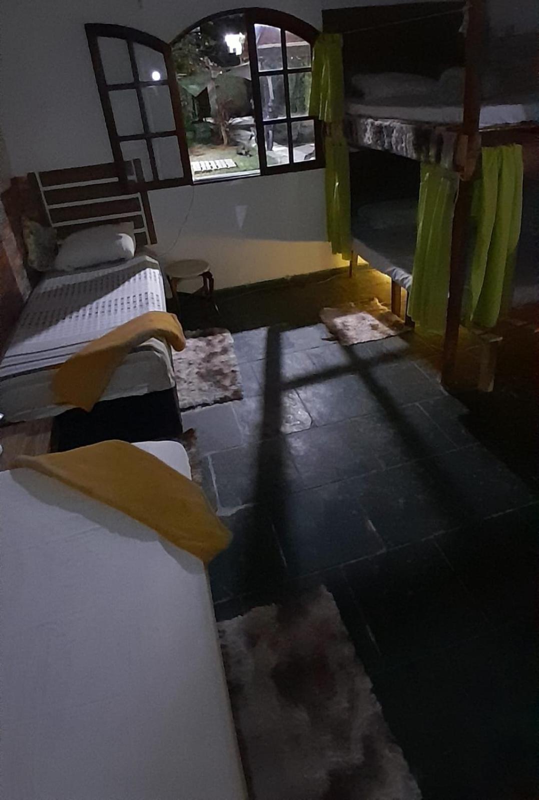 Hostel Em Itaipuacu Proximo A Praia E Terminal Da Rua 01 Maricá エクステリア 写真