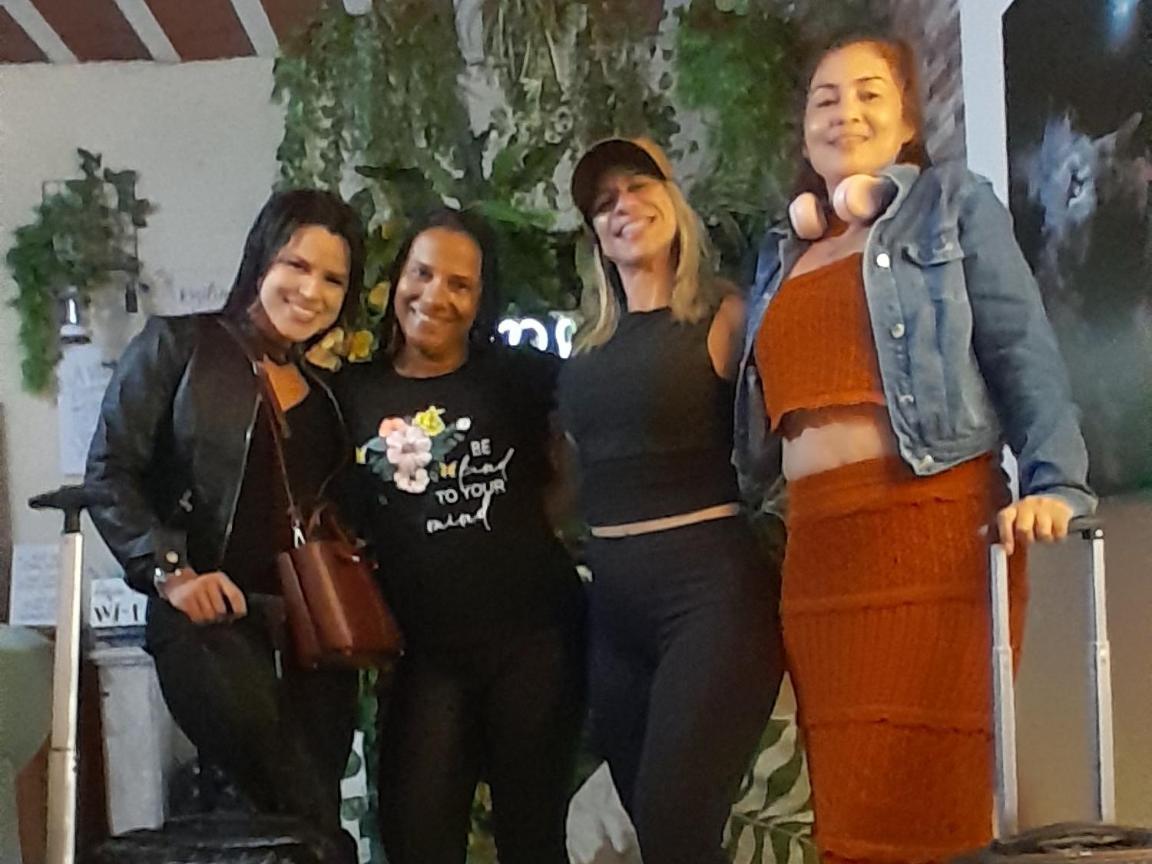 Hostel Em Itaipuacu Proximo A Praia E Terminal Da Rua 01 Maricá エクステリア 写真